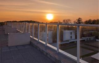 Gorgeous Apartment In Ustronie Morskie - 2