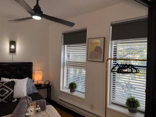 Boutique Studio Apartment on Grand Ave - 8