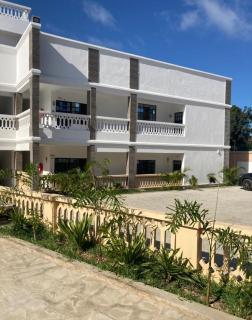 Pamito Sunny Paradise in Diani - 3