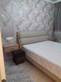 Golden House Dinastiya - 7