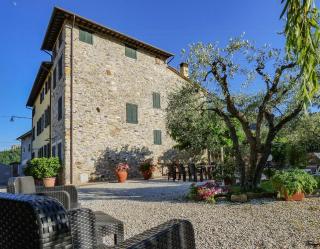 Apartment With Private Terrace In Tuscany - 0
