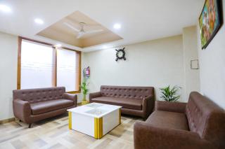 FabHotel Signature Inn I - Noida - 3