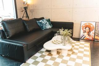 Spacious local stay - 4