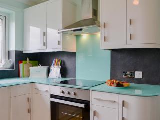 Sunny Crest - Uk34724 - 2