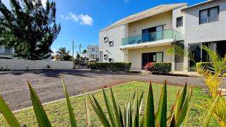 Royal Residence A3 - Gated Semi Detached Villa In Pereybere - 0