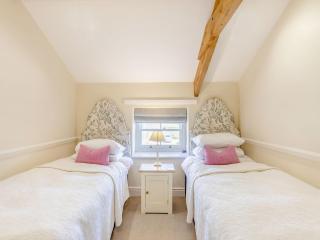 Longlands - Uk49289 - 8