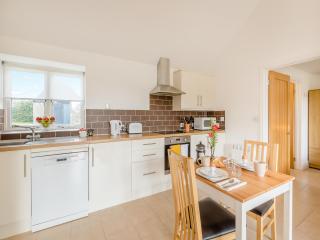 Pitch Back - Uk45387 - 3