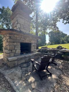 Fireplace Lodge -1 mile to Golf Course & 4 to lake - 6