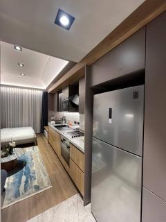 The Diamond In City Luxury One Bedroom Duplex With Pool View And Studios By ZENORA Living - 1