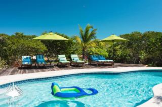TC Villas -Reef Beach House -Picture Perfect Beach - 9