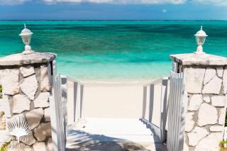 TC Villas -Reef Beach House -Picture Perfect Beach - 6
