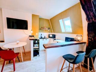 L'Hippolyte Lumineux, Vue Toit, Centre Auxerre - 7