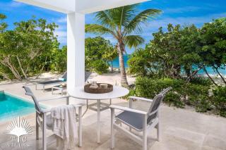 TC Villas -Water Edge Villa -Beachfront on Grace Bay Beach - 0