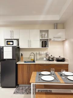 1BR Matina Enclaves a Walk to SM & DGT - 5
