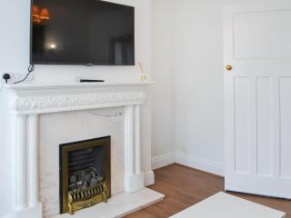 Rose And Jay House - 8