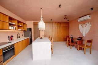 Chic 2BR Villa with Rooftop Pool & Terrace - 9