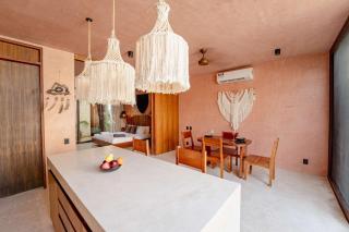 Chic 2BR Villa with Rooftop Pool & Terrace - 7