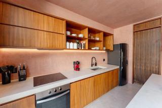 Chic 2BR Villa with Rooftop Pool & Terrace - 6