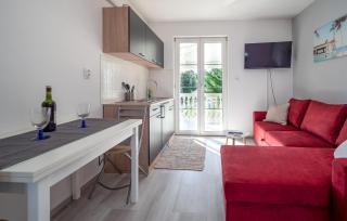 Amazing Apartment In Banjole With Wifi - 5
