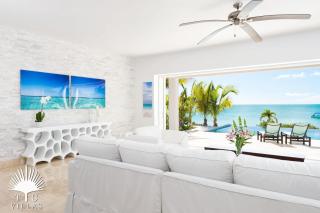 TC Villas -Miami Vice Two -Right on beautiful & secluded Sapodilla Bay - 3