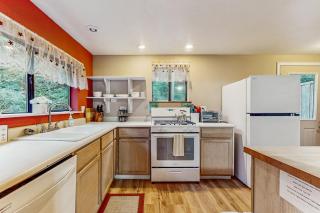 Peaceful Creekside - Orick - 1