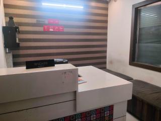 Hotel O Zirakpur City Court Complex Formerly The Platinum - 8