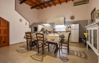 Stunning Home In Trappeto With Wifi - 3