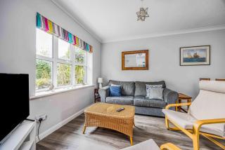 West Wittering Family Cottage Pass the Keys - 4