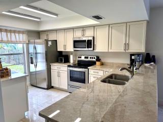 Coastal Escape - Bonita Springs - 8