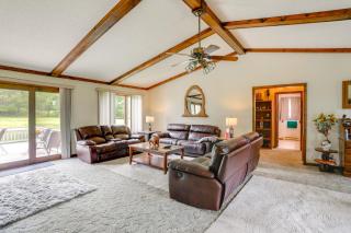 Home with Large Yard 10 Mi to Holiday Valley Resort - 2