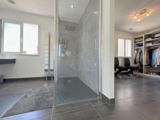 Villa d'architecte avec piscine chauffée, 4 chambres, à 30 mn Gruissan plage - 1