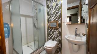 La Fontaine Otel - 1