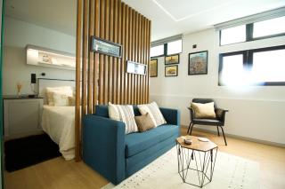 Modern Studio with Kitchen & Secure Parking in Funchal - 0