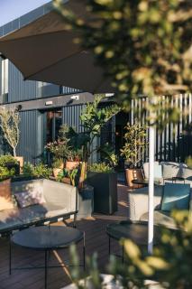 The Social Hub Barcelona Poblenou Extended Stay - 3