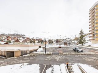 Studio cosy 16 m² pour 2 pers en centre station avec TV et cuisine équipée - FR-1-807-37 - 3
