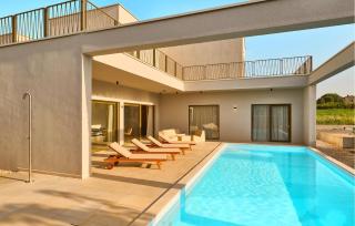 Beautiful Home In Tar - 5