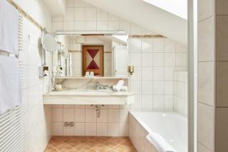 Wellnesshotel Mitterwirt - 8