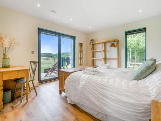 Hillview - 3