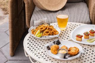 Kimpton Surfcomber Hotel by IHG - 3