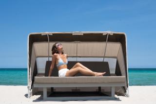 Kimpton Surfcomber Hotel by IHG - 2