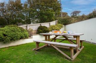 Pine Cottage Little Haven - 3