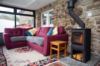 Pine Cottage Little Haven - 2