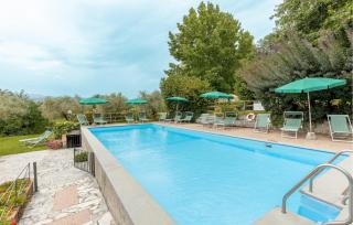 2 Bedroom Stunning Apartment In Barga - 1