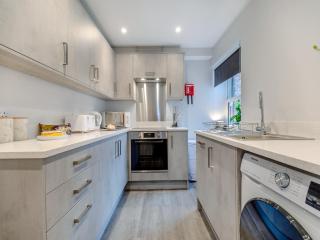 Nest Holiday Home - 8