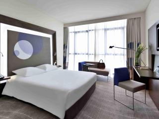 Novotel Abu Dhabi Gate - 4