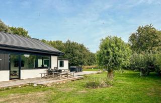 Stunning Home In Endelave With Wifi - 1