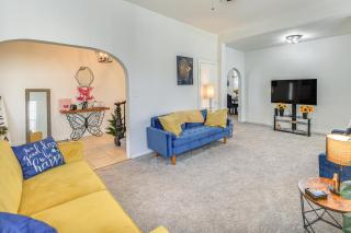 Spacious Family Home with Yard in Dtwn Hampton! - 4