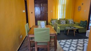 Sisters House - 8