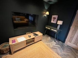 The Hideaway Bureau - Islay - 8