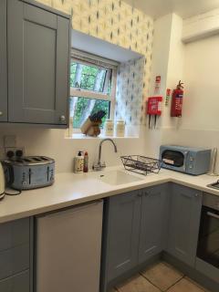 Little John Hotel - 4